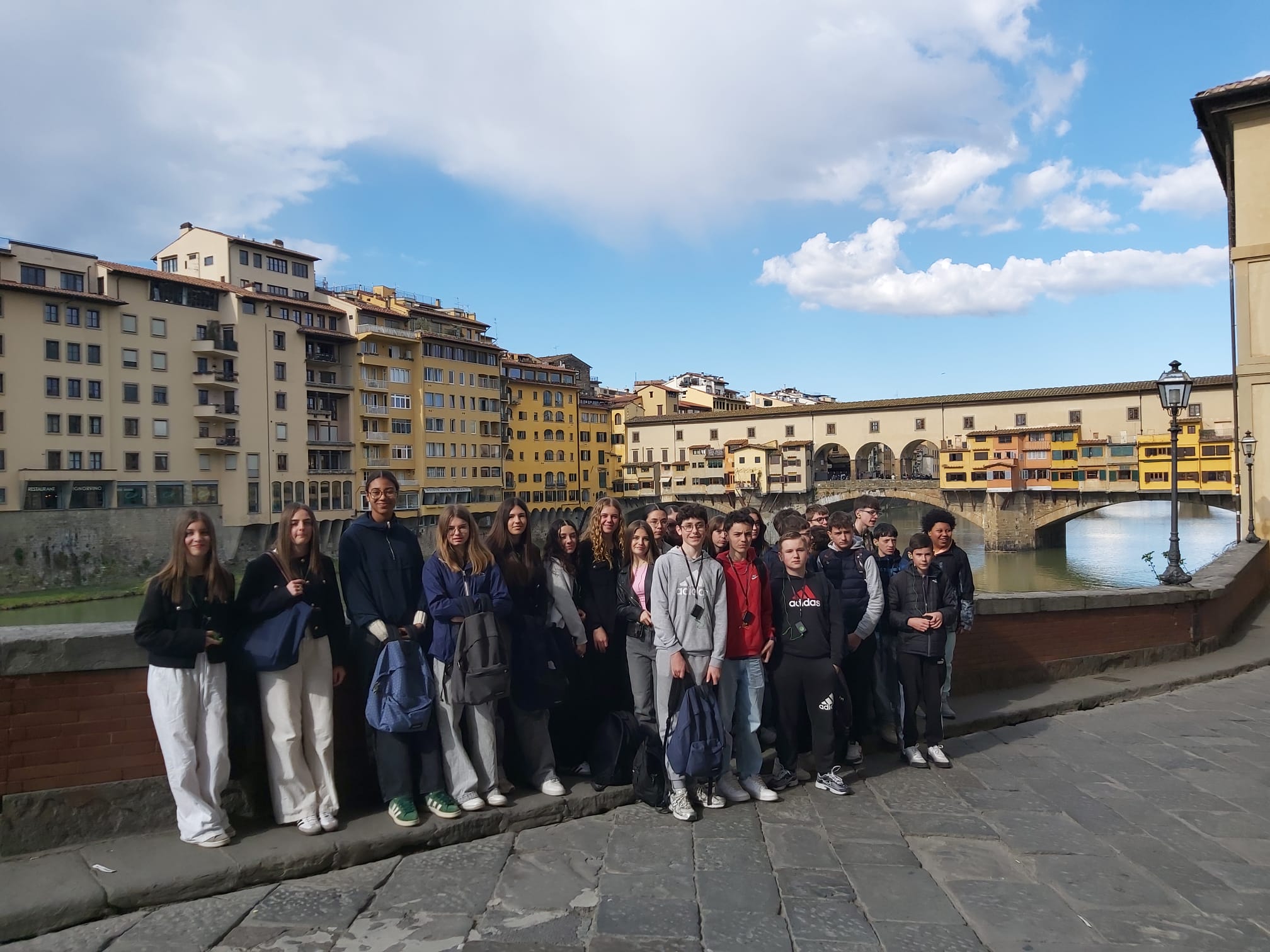 WhatsApp Image 2025-03-31 à 19.52.13_34fec662